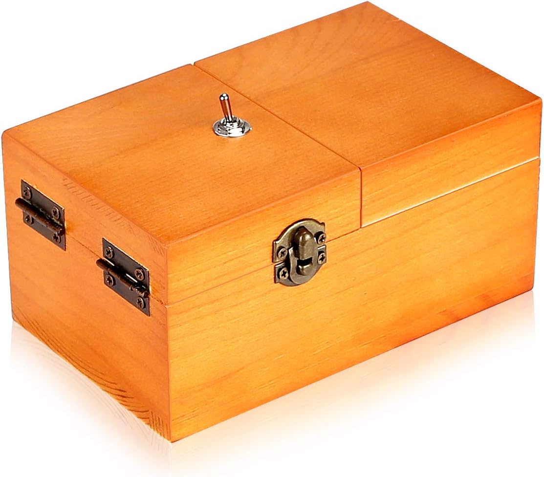 Die nutzlose Box schaltet sich in der hölzernen Aufbewahrungsbox von s