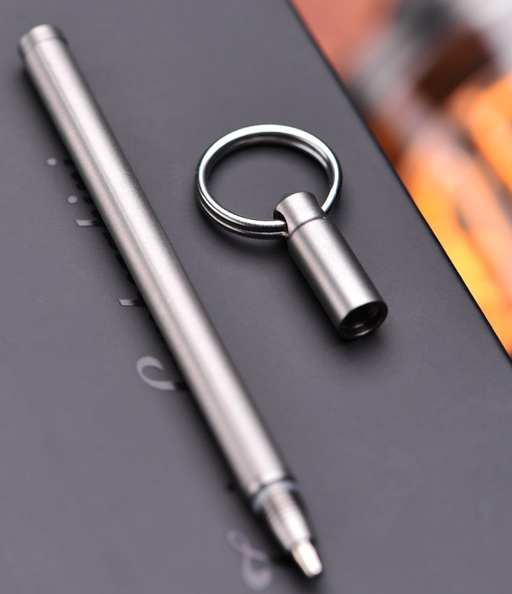 Tactical Keychain Pen – Titanium Mini Ballpoint for Survival & Daily Use