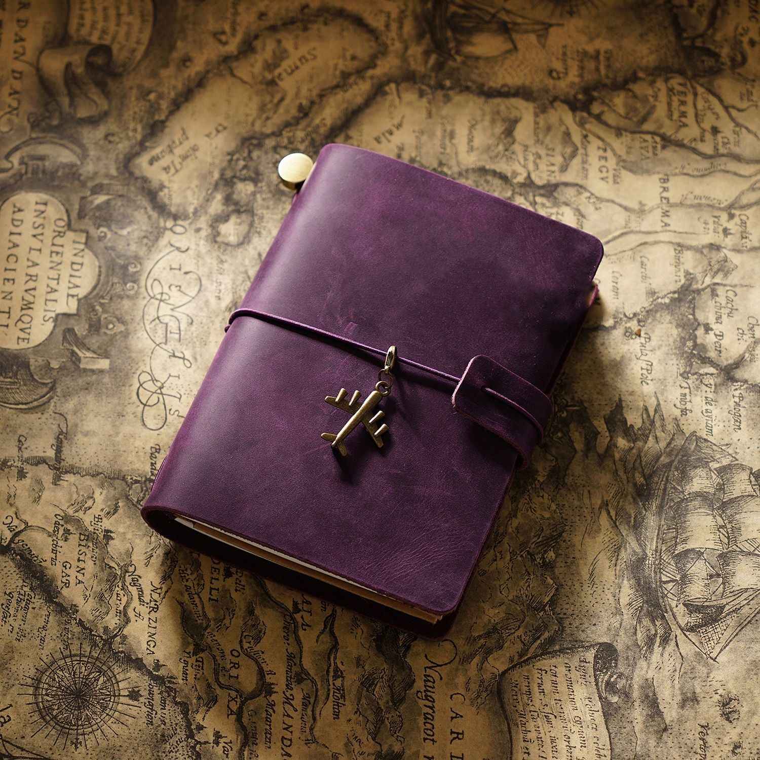 Traveler's Notebook Journal Passport Size Leather Cover - TTpen