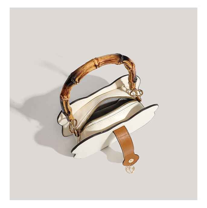 Unique Panda Handbag with Bamboo Handle – Stylish Crossbody Bag for Women