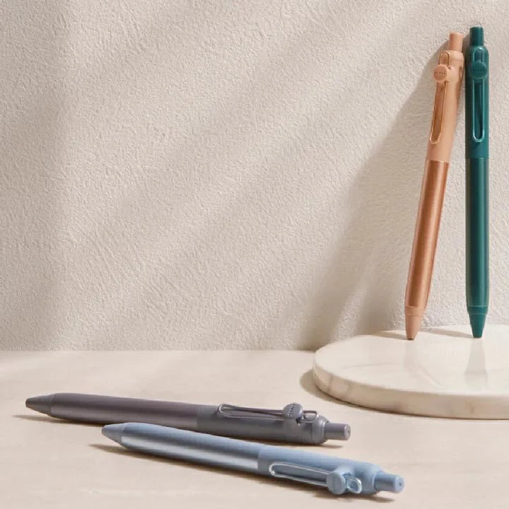 Uni-ball ZENTO Flow Model Water Based Ballpoint Pen