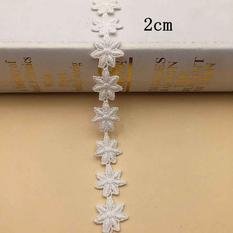 White cotton floral embroidered lace trim, starflower motifs, 2cm width