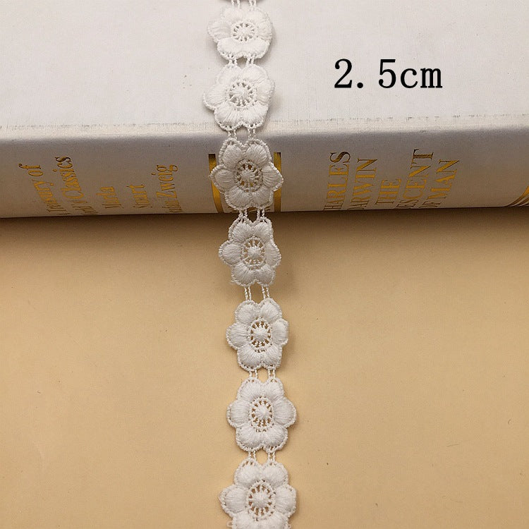 White cotton floral embroidered lace trim, round flower medallions, 2.5cm width