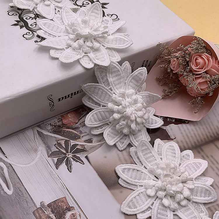 White 8.5cm 3D floral embroidery lace trim, layered flower appliqués with bead details