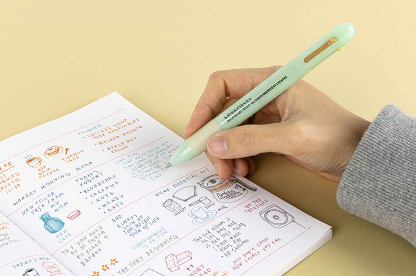 Livework Life&Pieces 4 Color Gel Pen 0.4mm