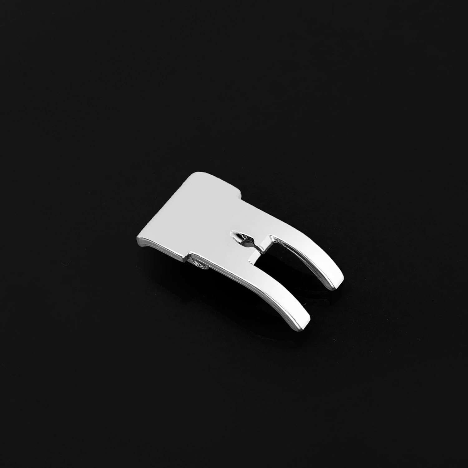 3708-1 quilting presser foot underside with two metal rails