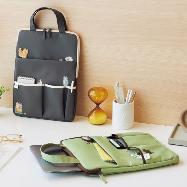 LIHIT LAB Cat's Daily Routine Carrying Laptop Sleeve A-2226