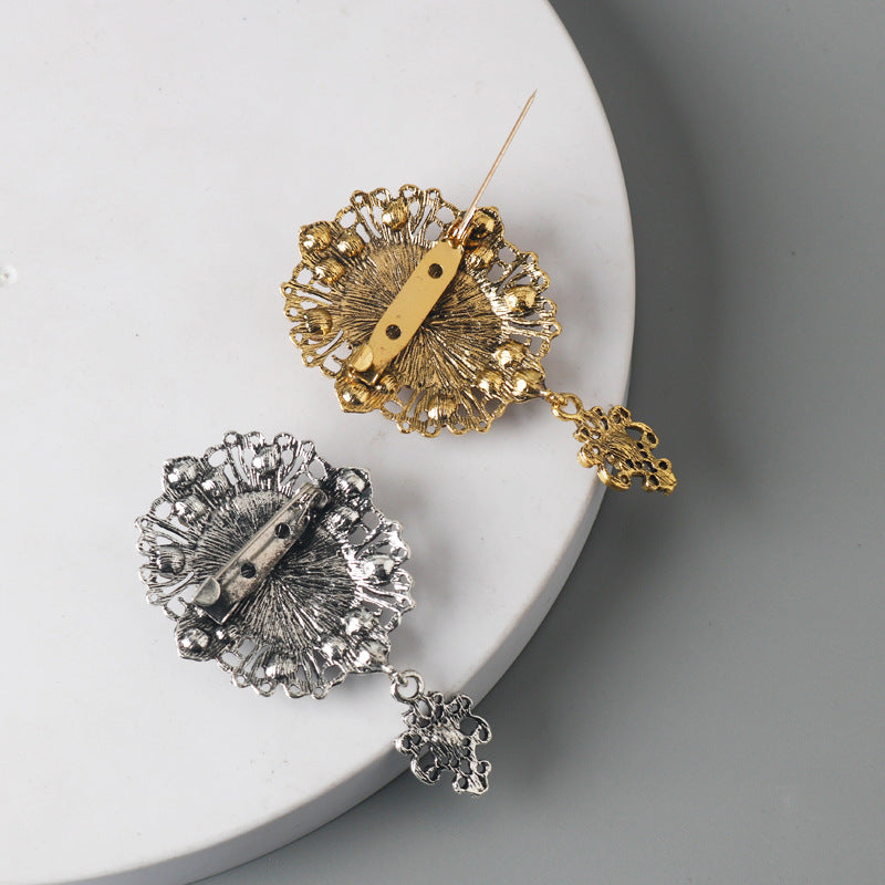 Relief cameo brooch backs with safety pin and clasp, gold-tone and silver-tone set