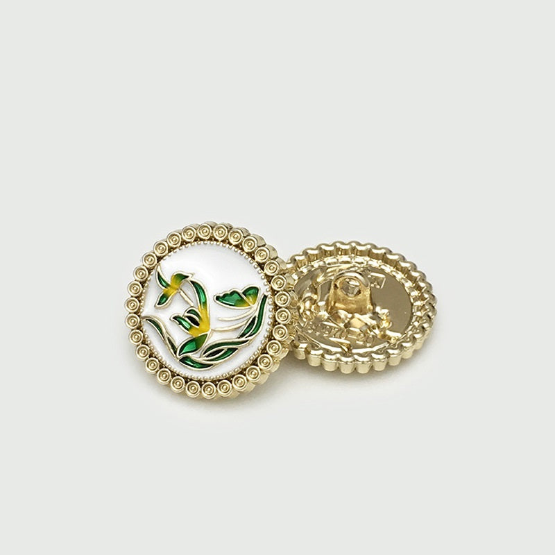 Cloisonné metal button with loop, circular white-and-green bird motif, gold beaded edge