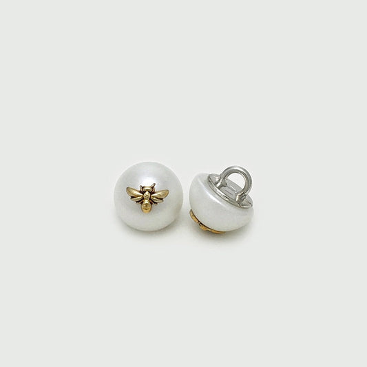 11mm Exquisite Black and White Pearl Bee Buttons with Loop 20pcs White