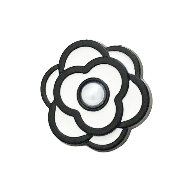 Golden camellia 3D pearl button, black edge, white petals, round metal shank