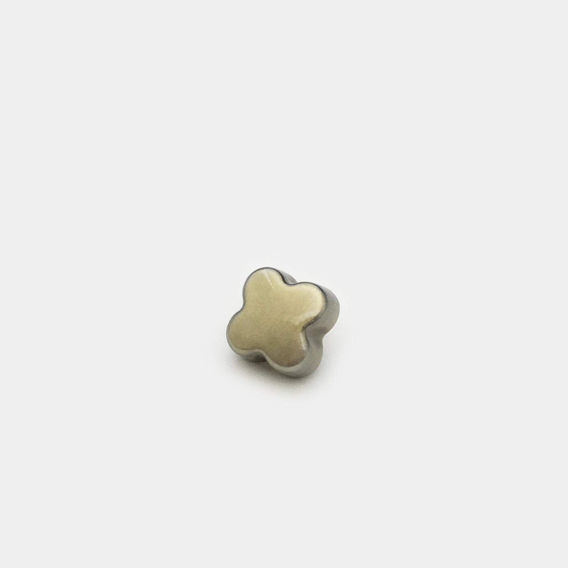 Khaki/grey clover hand-sewing button, 11mm, with metal shank for shirts