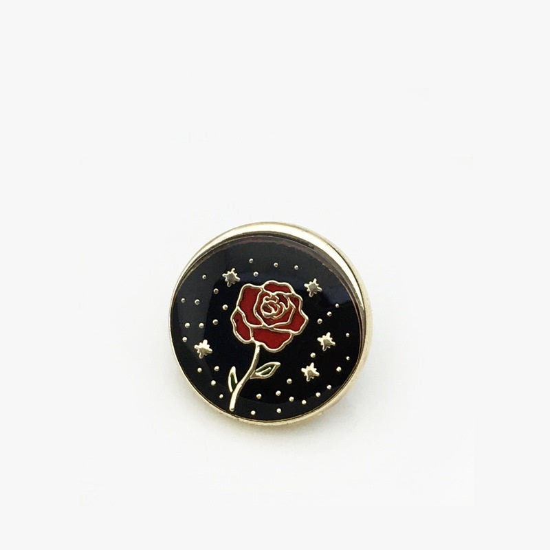 Runder Metallknopf mit Stiel, schwarz mit roser roter Rose und Sternen