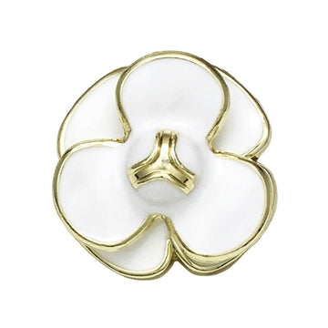 Botón flor 3D en blanco con borde dorado y pasador metálico
