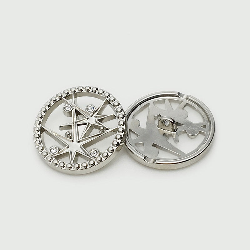 Sternförmiger Hohlmetallknopf 17,5/22,5 mm, silber, Diamantmotiv, Strass