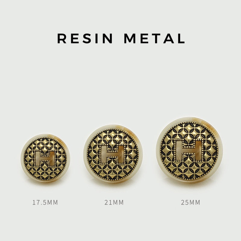 Round H buttons in beige/gold, showing 17.5mm, 21mm and 25mm sizes