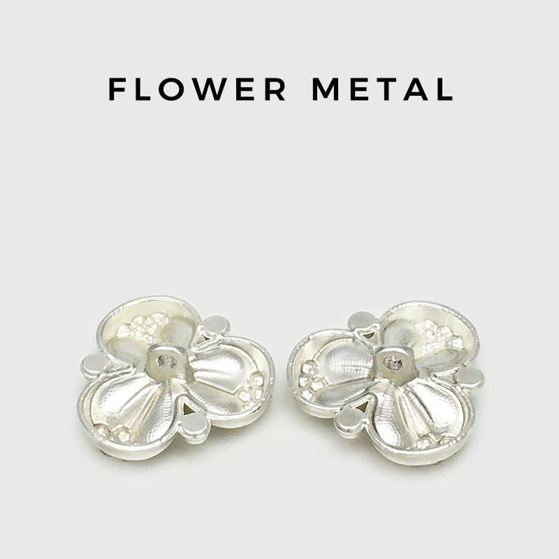 Back view of silver rhinestone flower metal buttons, matching 17.5 mm and 22.5 mm