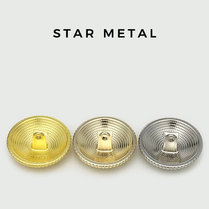 Rückseiten von Stern-Metallknöpfen mit Schaft: goldfarbig und silberfarben