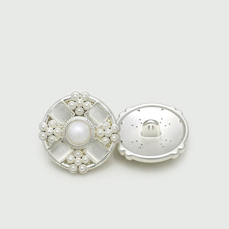 21mm silver-white flower button with white pearl beads; back fastening visible