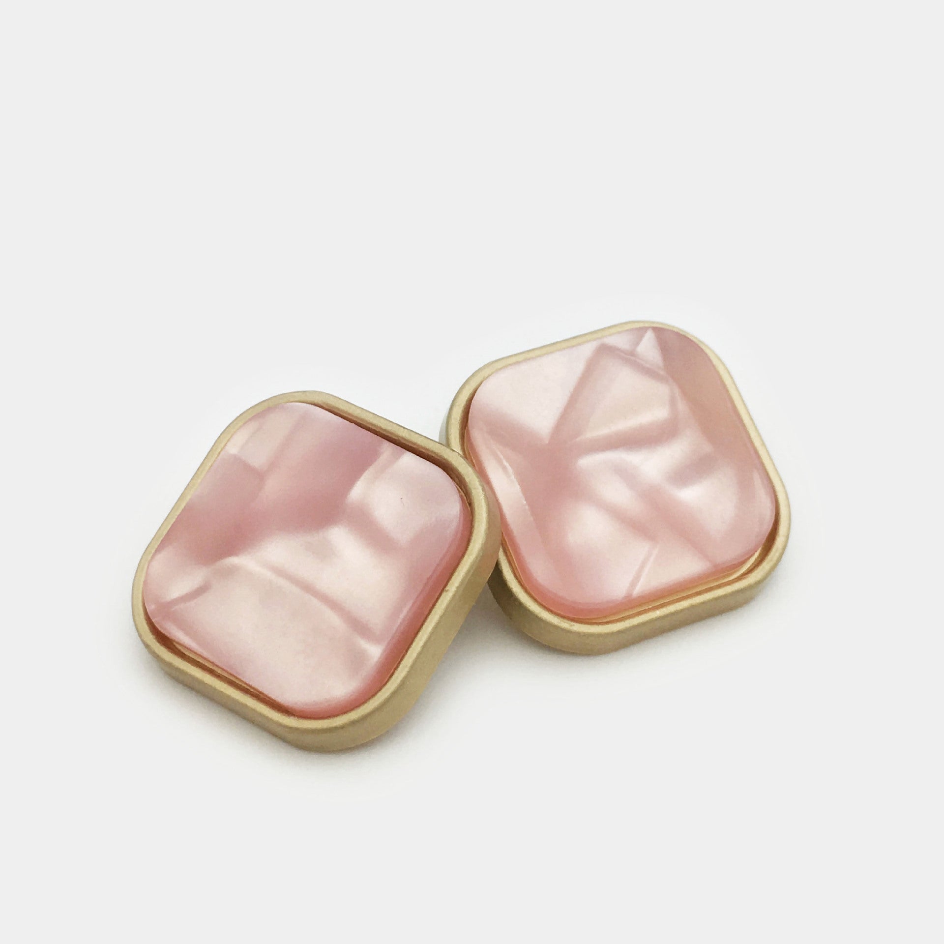 Square resin alloy buttons with handle, pink translucent front; gold-tone edges