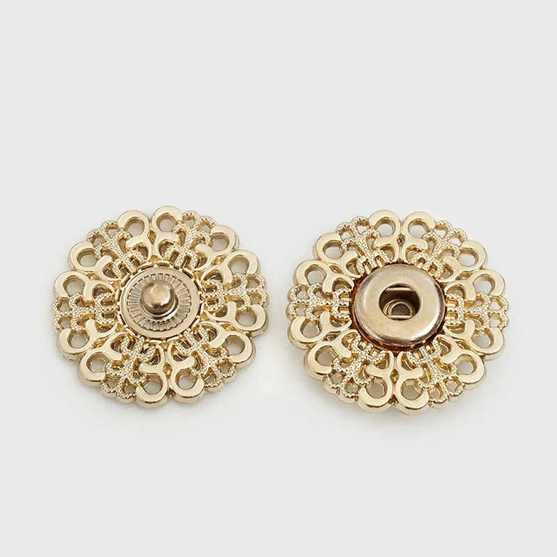 Hollow Flower Metall-Druckknöpfe, goldfarben, 15–30 mm, filigraner Blumenrand