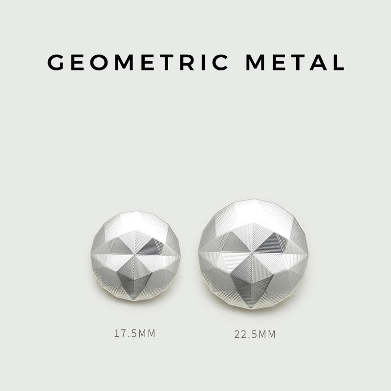 Silberne Chevron-Metallknöpfe, 17.5mm und 22.5mm, facettierte Rauten