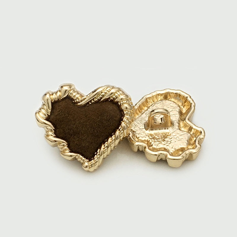 Heart button with brown velvet front and gold-tone shank backing