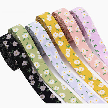 Blumenbedrucktes Stoffband-Set, mehrere Rollen in Gelb, Rosa, Lila, Grün und Schwarz