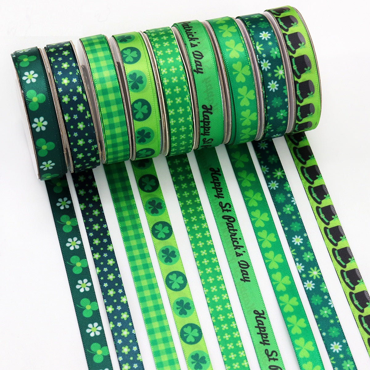 Green ribbon with clover motifs and “Happy St Patrick’s Day” print, 10mm