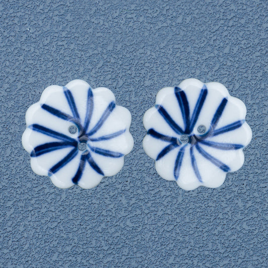 30mm Hand Painted Blue and White Ceramic Buttons for DIY Bracelets Necklaces 6pcs