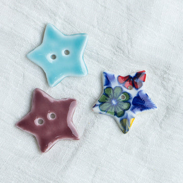 Handmade ceramic star buttons: light blue & burgundy, 2-hole (10pcs)