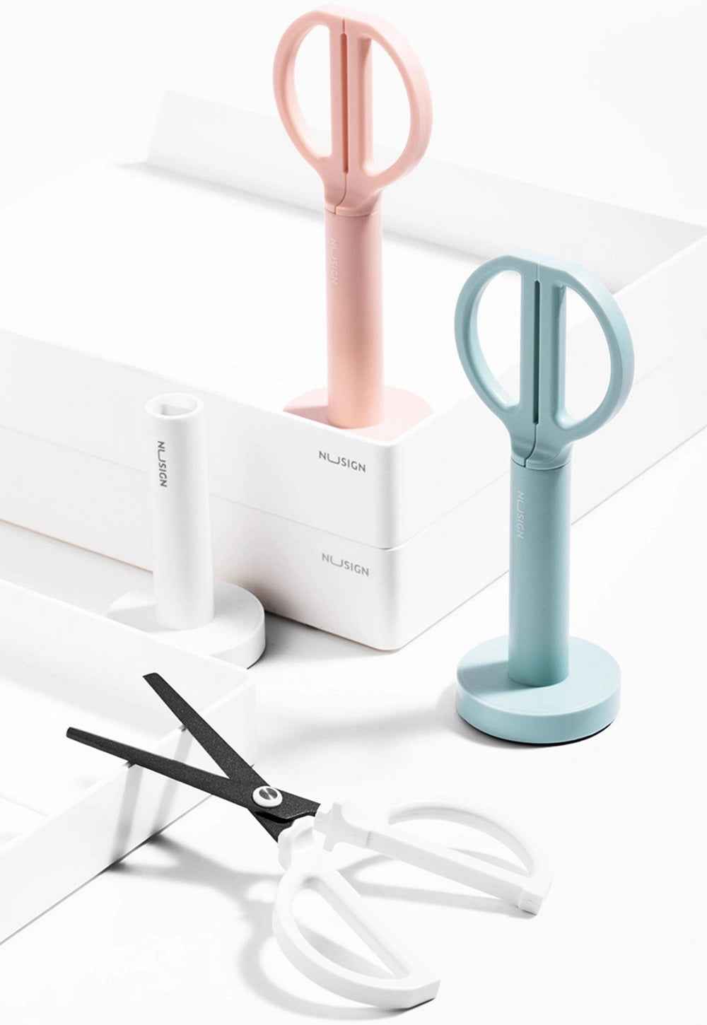 Nusign Scissors DELI Nusign NS051A Standing Office & Craft Scissors with Non-Slip Base