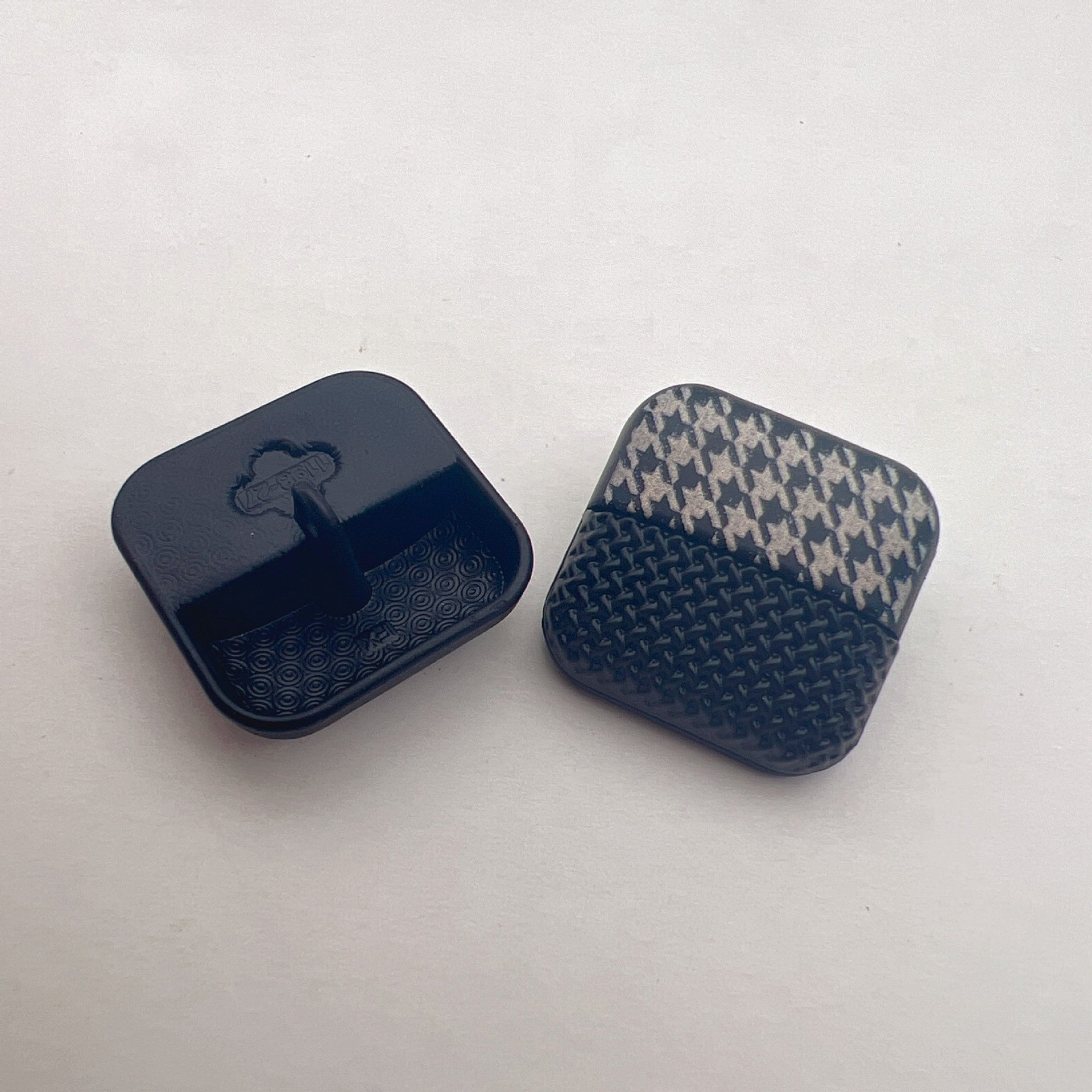 25mm square houndstooth metal shank button, black tone; front and back pair