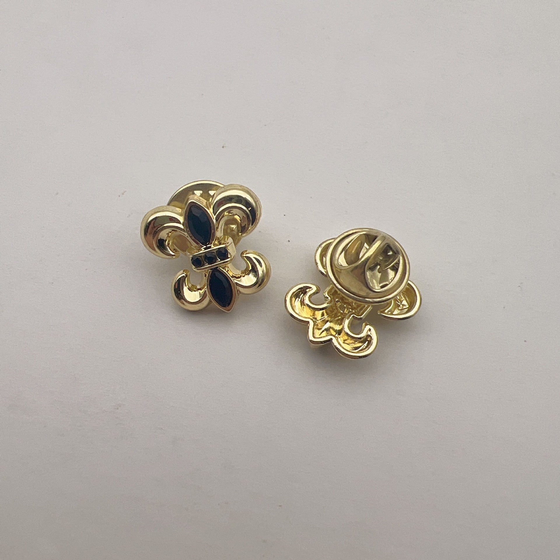 18mm High-Gloss Bee brooch, dark stones, gold-tone metal