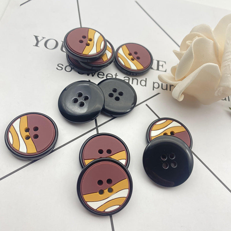 Runde Resin-Knöpfe, gemischte Farben: dunkel, bordeaux und blau, mit 4 Löchern