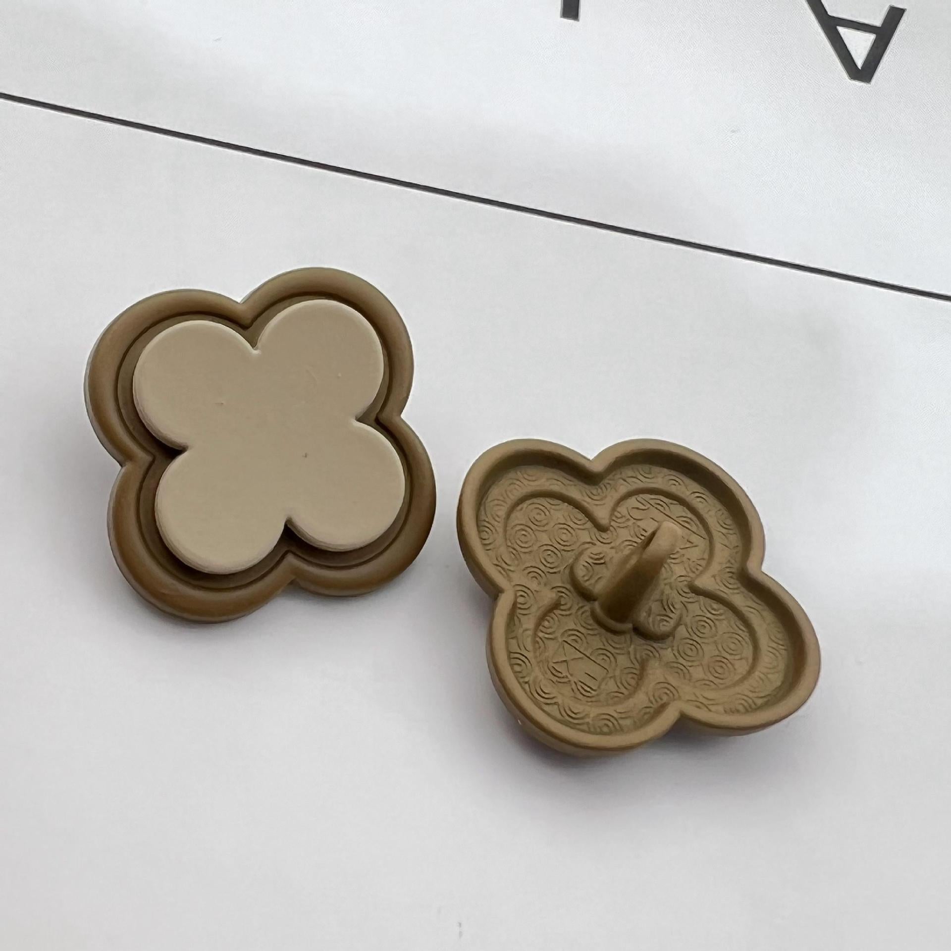 3D-Blumen-Metallmantelknöpfe, khaki-braun, geprägtes Relief und Metalloptik, 12er-Set