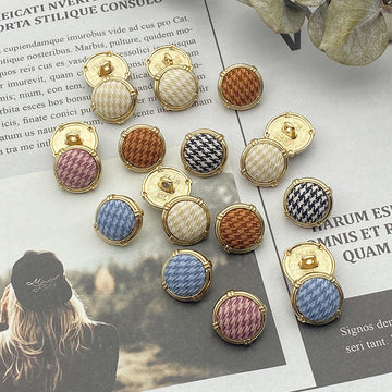 Lotsofbuttons Houndstooth metal shank buttons, gold-tone set of round fabric tops