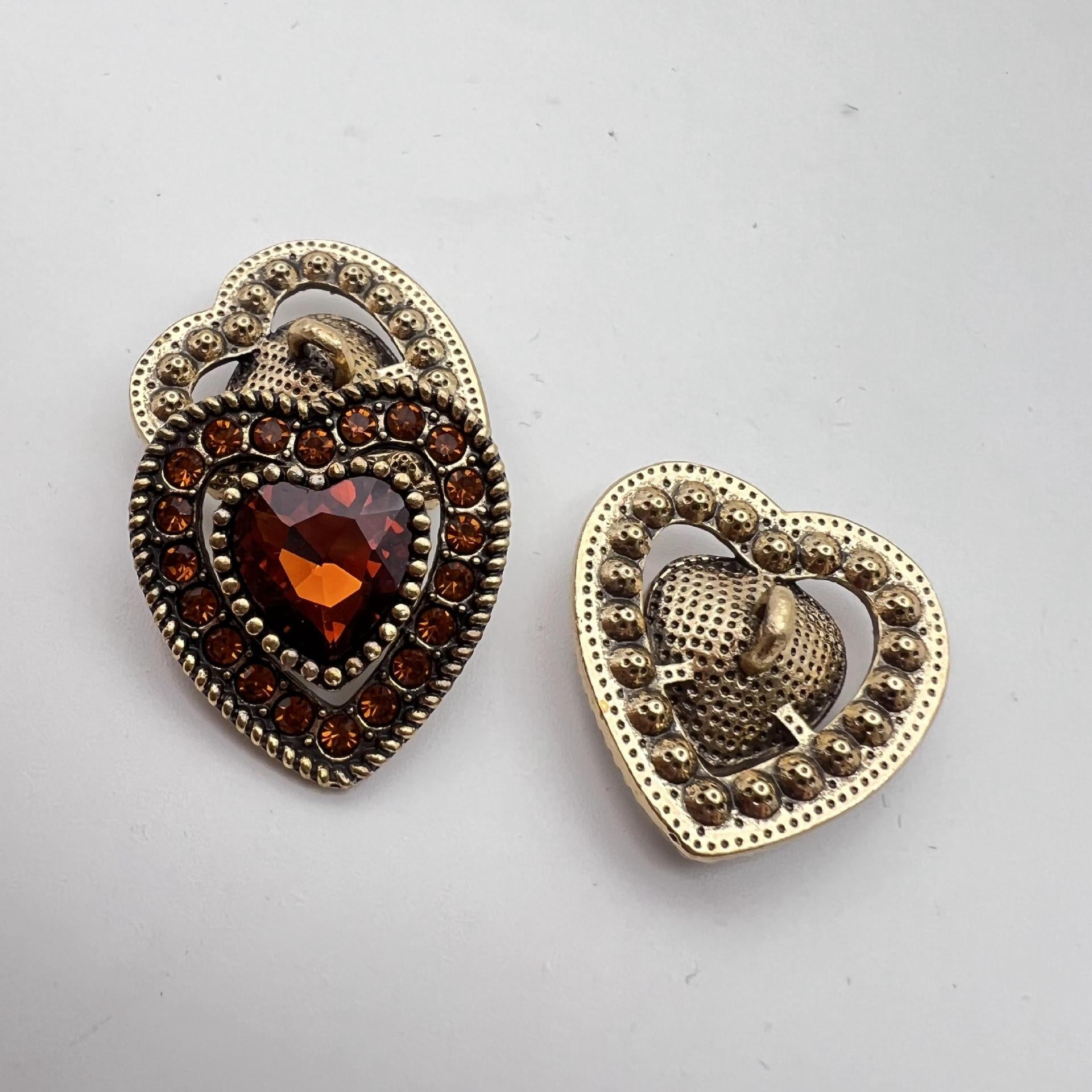 Heart-shaped crystal metal shank buttons, red-orange crystal heart, front and back