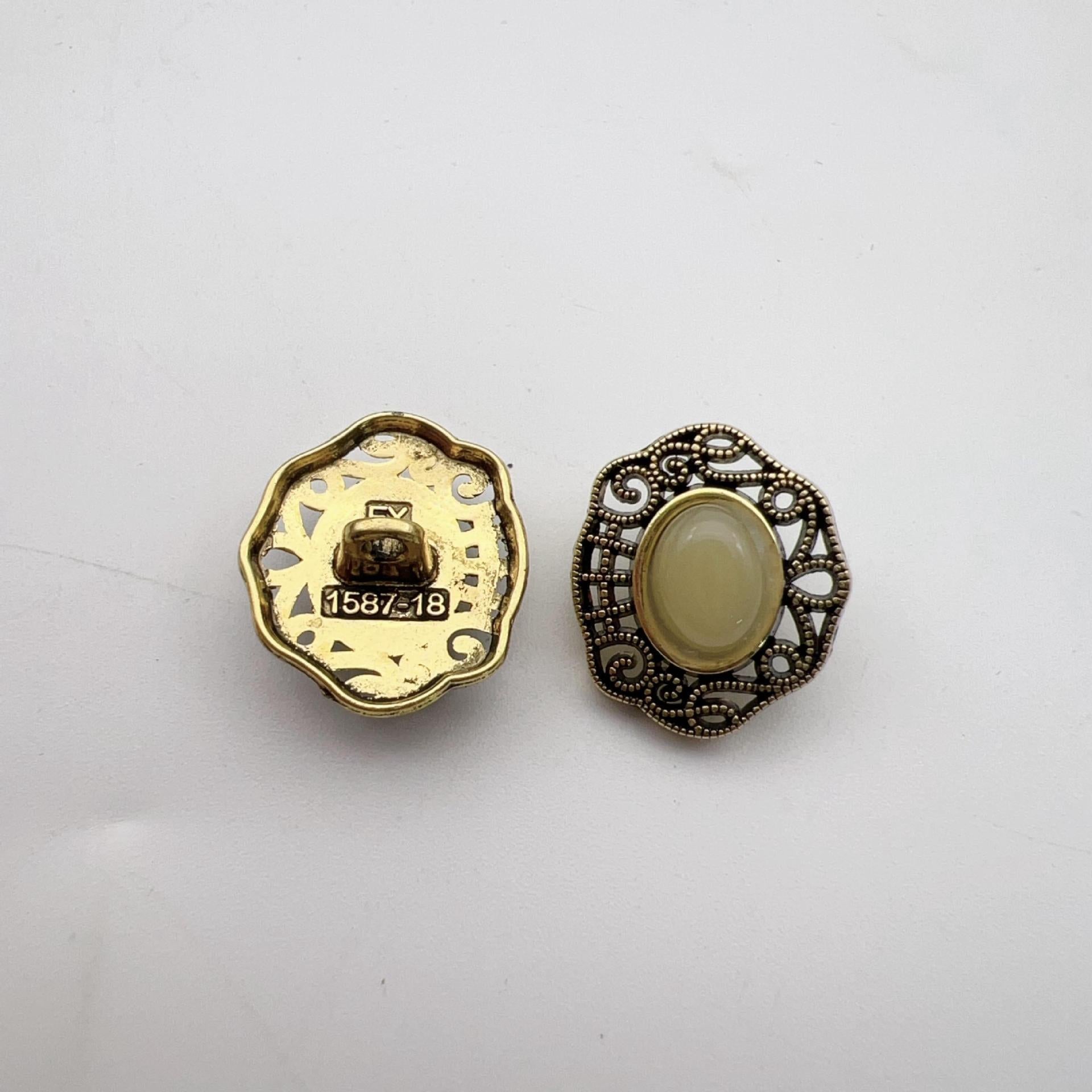 Vintage hollow lace buttons, gold rim, ivory center, shank
