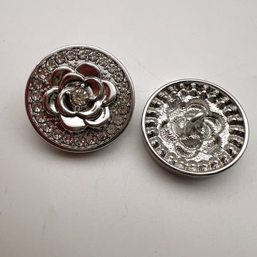 18/23mm round metal buttons, diamond flower rhinestone design, silver tone (2 shown)