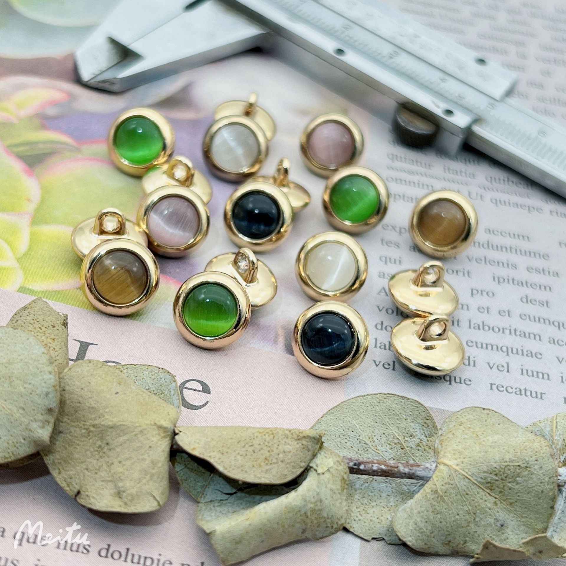 12.5mm cat’s eye metal shirt buttons: assorted colors, 50 pcs