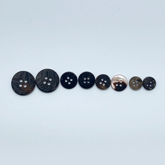 18mm Natural Round Four-Hole Coffee Shell Buttons