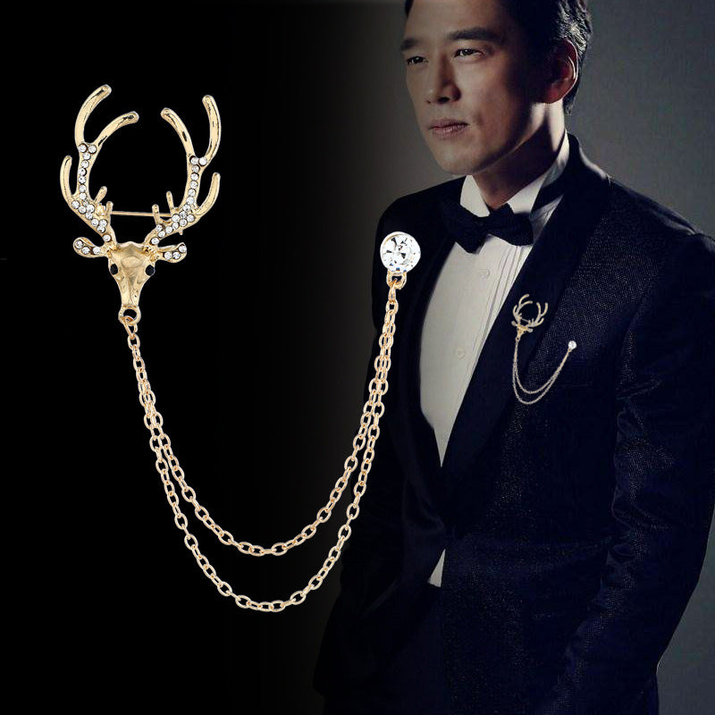 Gold reindeer head brooch with chain, rhinestone details—set of 4