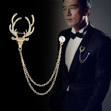 Gold reindeer head brooch with chain, rhinestone details—set of 4