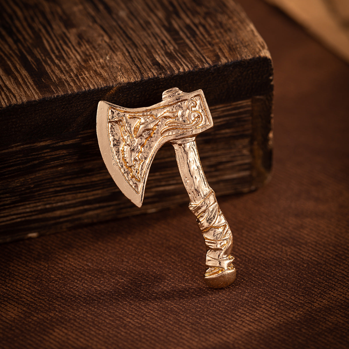 Retro Alloy Corsage Pin: silver axe brooch with detailed handle