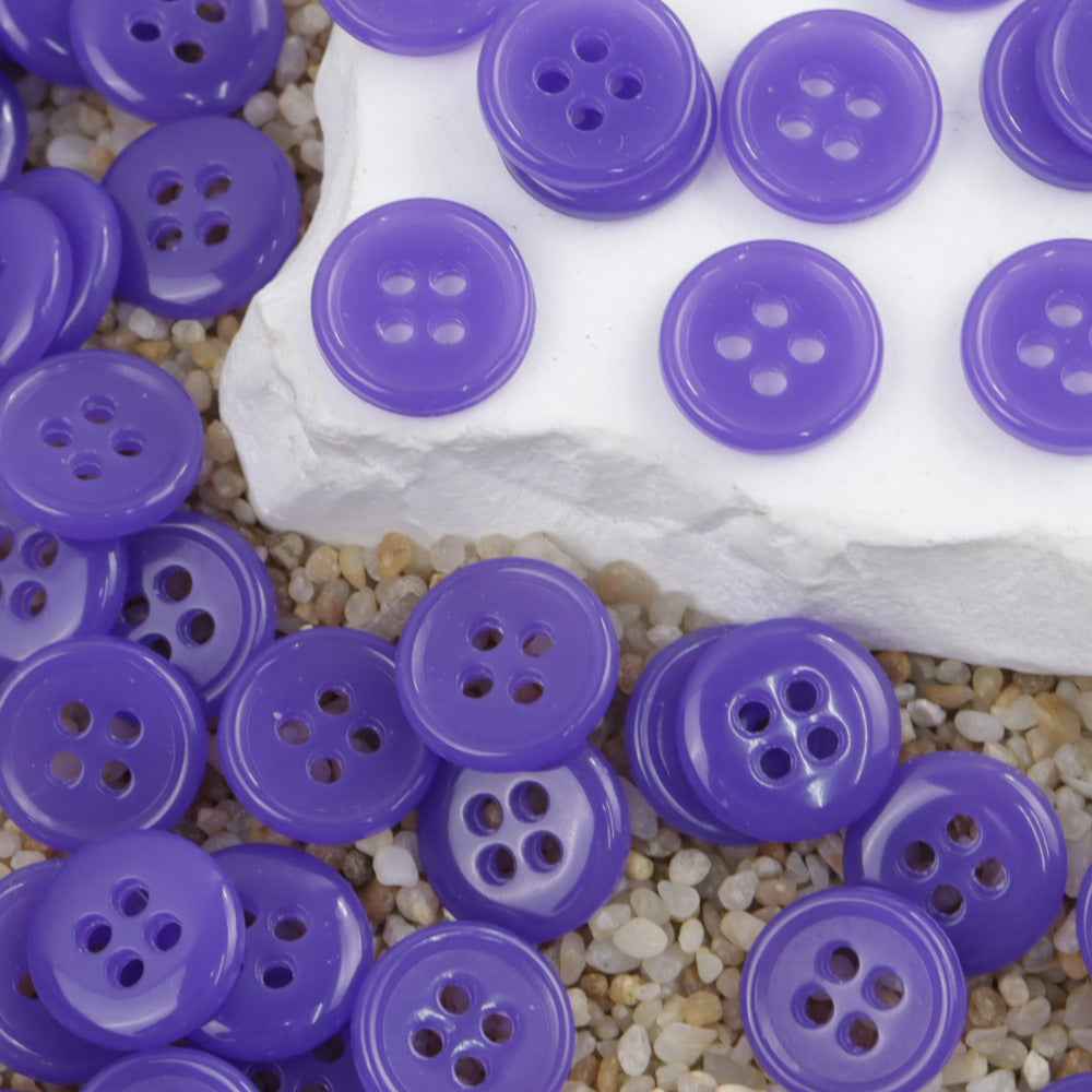 Purple 4-hole round urea buttons, assorted pieces