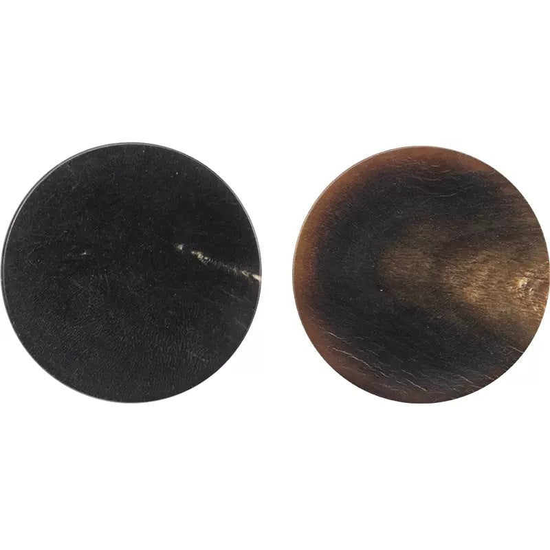 15–30mm flat real horn buttons: black & coffee, natural texture (front view)