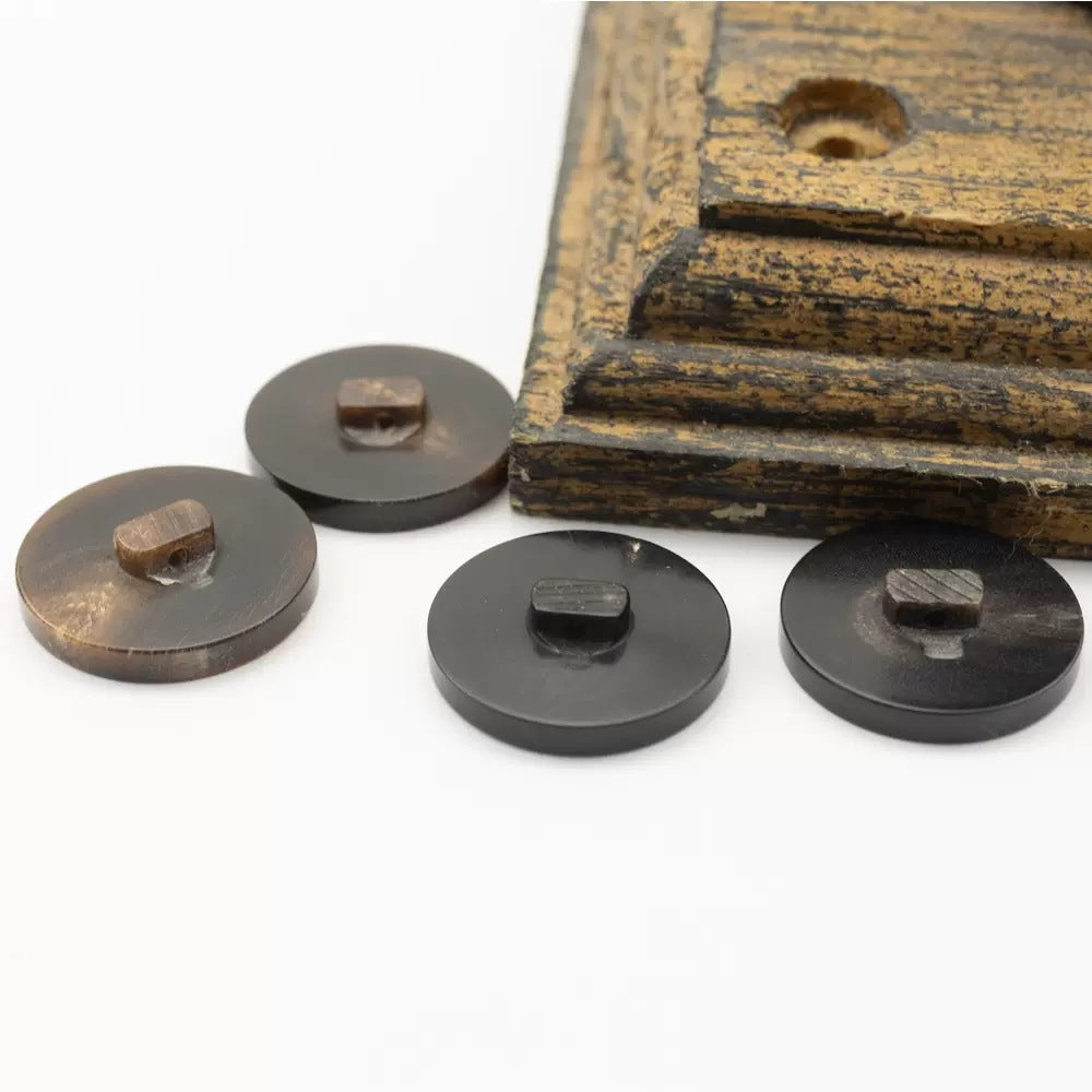 15–30mm real horn buttons with flat backs and shanks: black, coffee tones