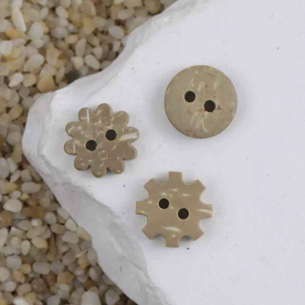 Natural coconut shell buttons with round, flower, and gear shapes, 2 holes each