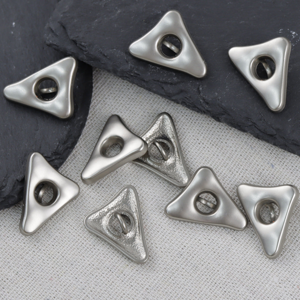 Triangular hand-sewing buttons in silver finish, circular shank hole, set of pieces